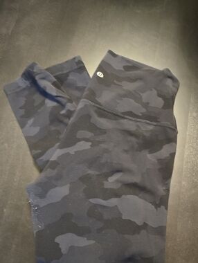 lululemon athletica Womans Black/gray Camo Leggings